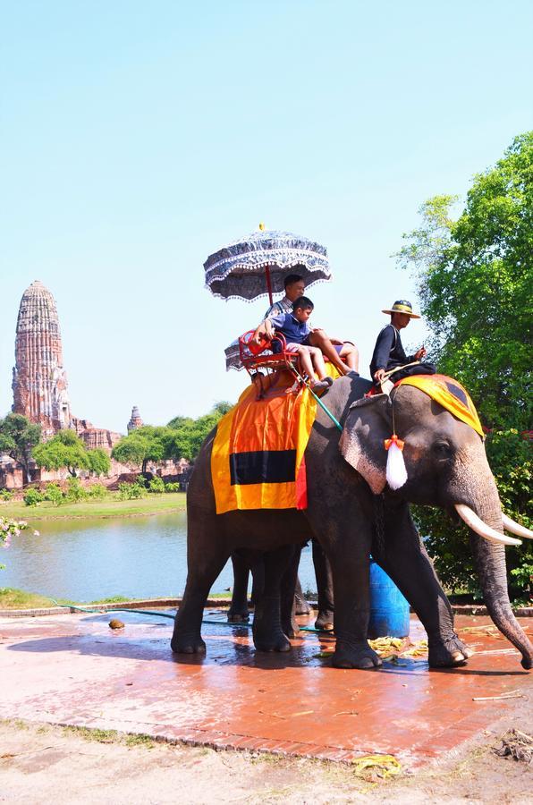 Banchan Hostel Phra Nakhon Si Ayutthaya Buitenkant foto
